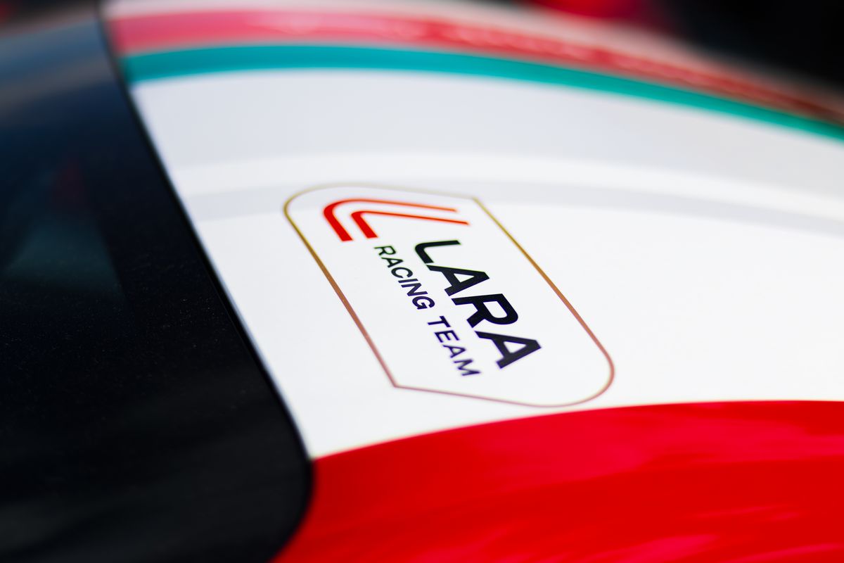 Lara Racing Team livery detail
